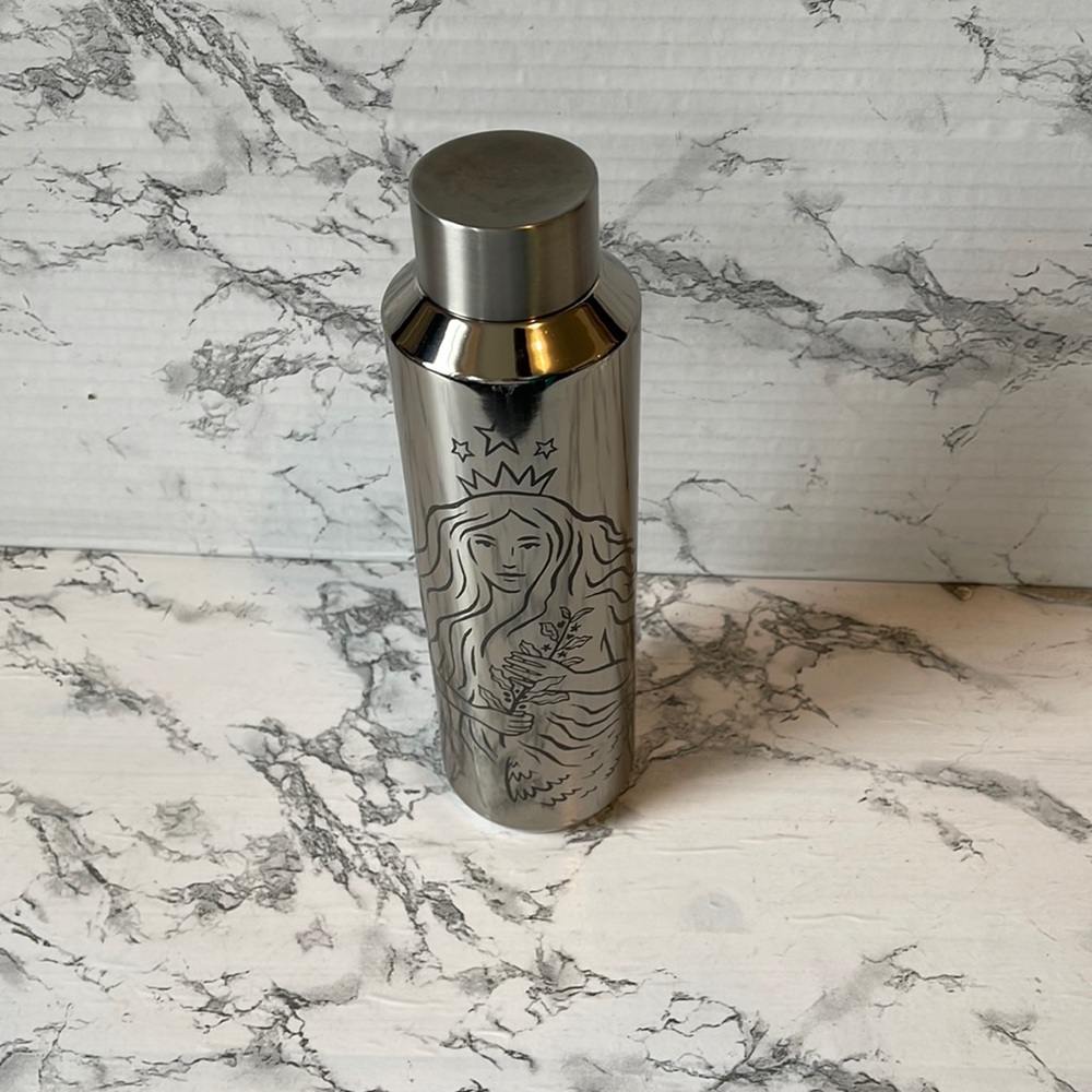 STARBUCKS CHROME WATER BOTTLE NEVER USED